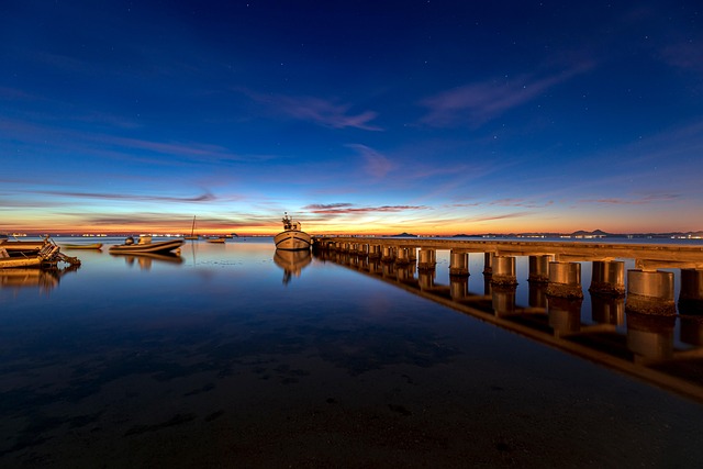 session de planification stratégique de campagne marketing numérique avec équipe professionnelle